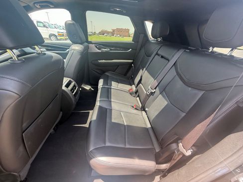Used 2023 Cadillac XT5 Premium Luxury AWD/4WD image 13