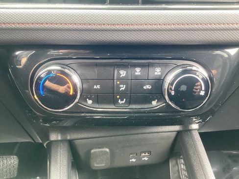 Used 2024 Chevrolet TrailBlazer RS w/ Driver Confidence Package AWD/4WD image 24