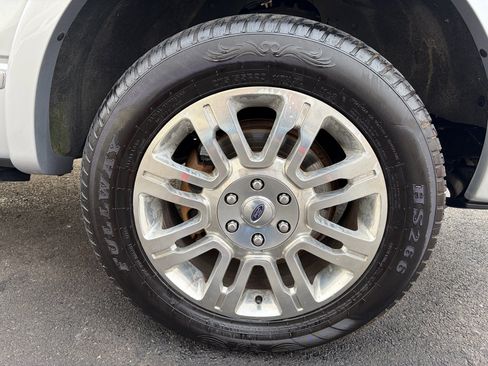 Used 2014 Ford F150 Platinum image 19