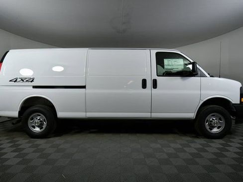 New 2025 Chevrolet Express 3500 Extended w/ Driver Convenience Package image 15