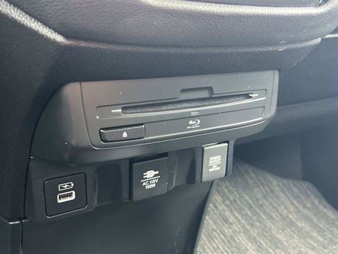 Used 2023 Honda Odyssey Elite image 17