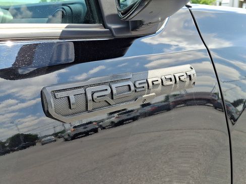 Used 2023 Toyota Tacoma TRD Sport w/ Black Out Package (TMS) AWD/4WD image 29