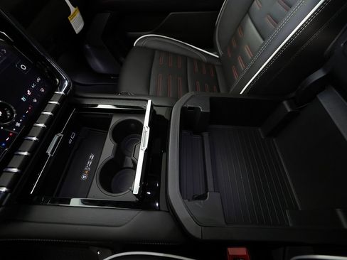 Used 2026 GMC Yukon AT4 Ultimate image 49