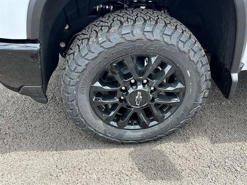 New 2026 Chevrolet Silverado 2500 LT w/ Trail Boss Package AWD/4WD image 10