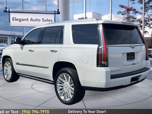 Used 2017 Cadillac Escalade Platinum AWD/4WD image 7