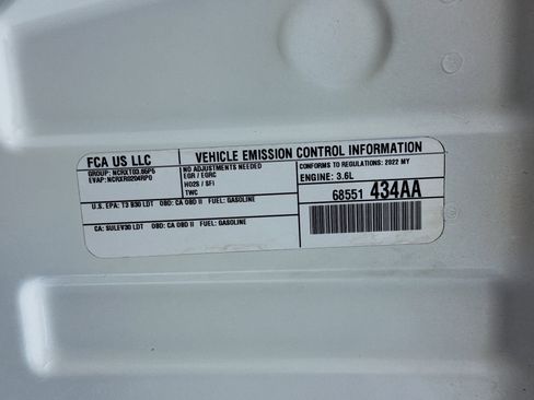 Used 2022 Jeep Grand Cherokee L Limited image 22