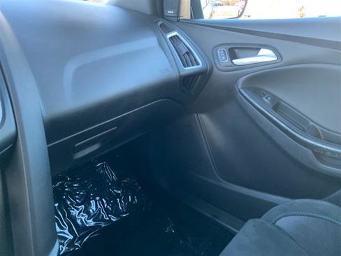 Used 2016 Ford Focus RS image 38