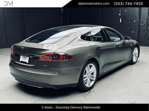 Used 2015 Tesla Model S 70D AWD/4WD image 6