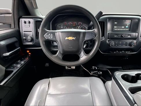 Used 2019 Chevrolet Silverado 2500 W/T w/ WT Convenience Package AWD/4WD image 5
