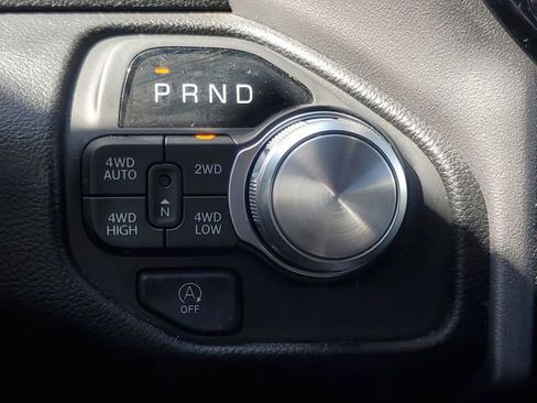 Used 2025 RAM 1500 Laramie image 30