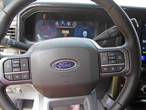 Used 2026 Ford F250 Lariat w/ Chrome Package AWD/4WD image 31