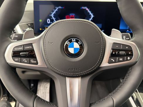 New 2026 BMW X5 xDrive40i w/ M Sport Package AWD/4WD image 18