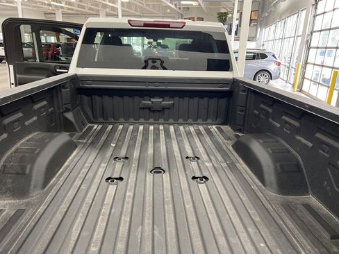 Used 2022 Chevrolet Silverado 3500 W/T w/ Gooseneck/5TH Wheel Package image 8