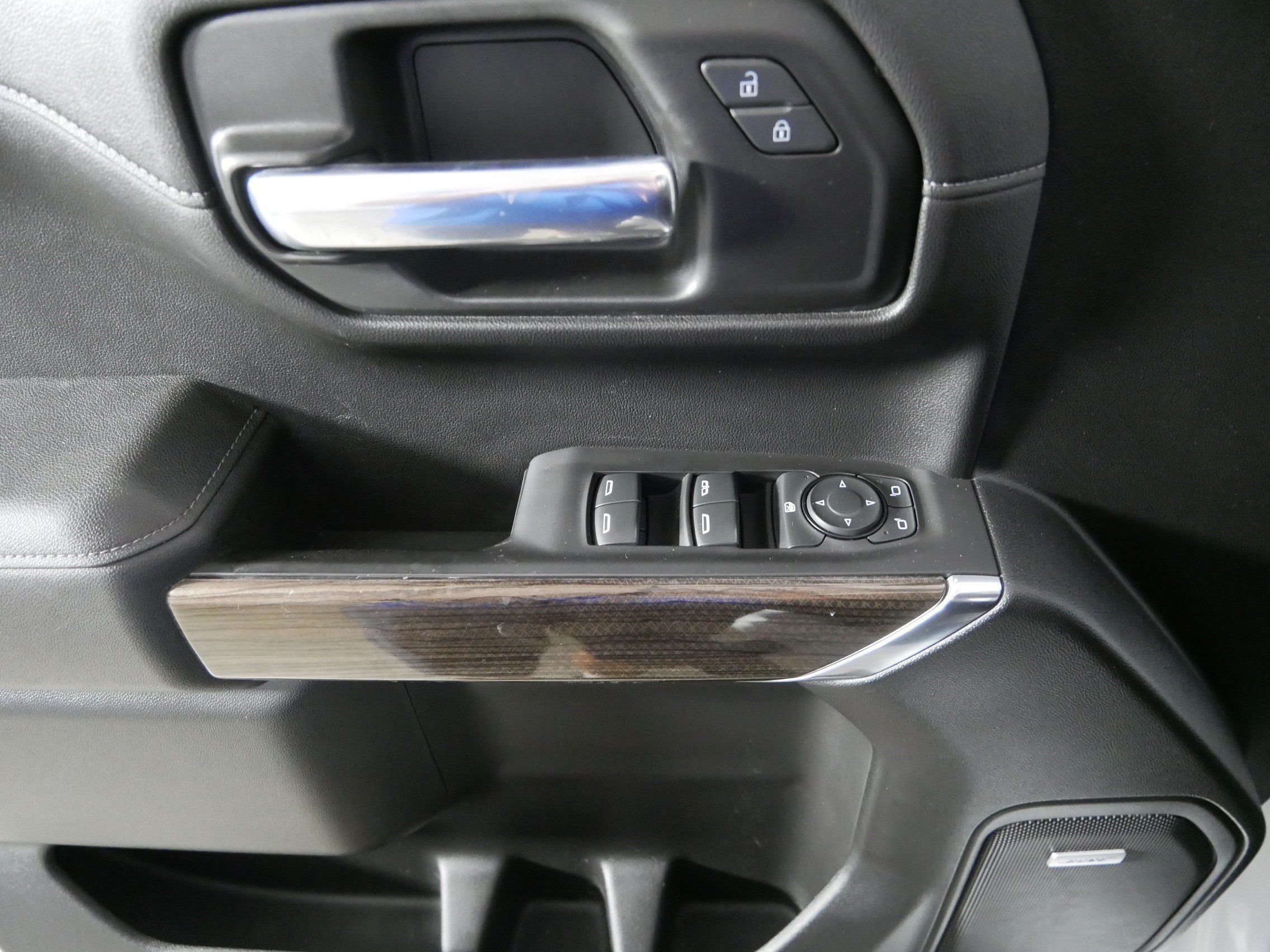 Certified 2020 Chevrolet Silverado 1500 RST AWD/4WD image 19