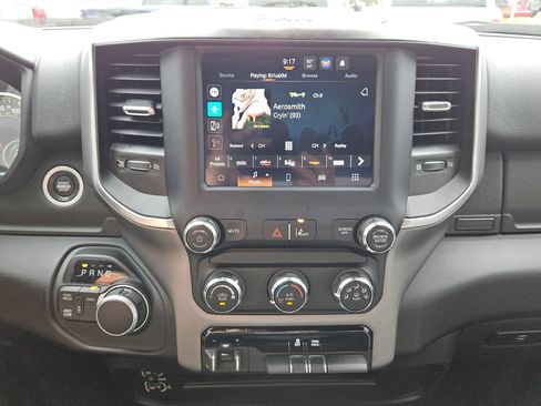 Used 2024 RAM 2500 Big Horn w/ Safety Group AWD/4WD image 17