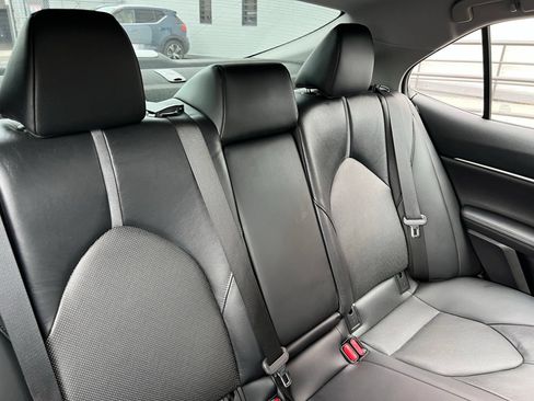 Used 2021 Toyota Camry XLE FWD image 49