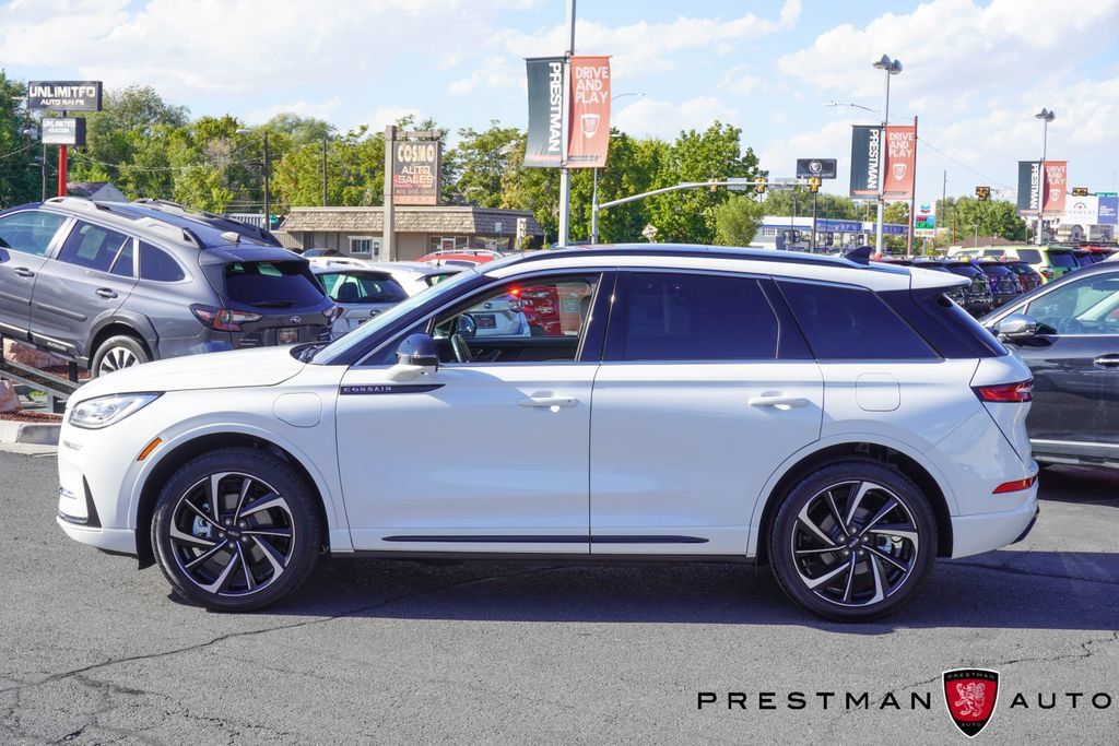 Used 2025 Lincoln Corsair Grand Touring w/ Equipment Group 301A AWD/4WD image 19