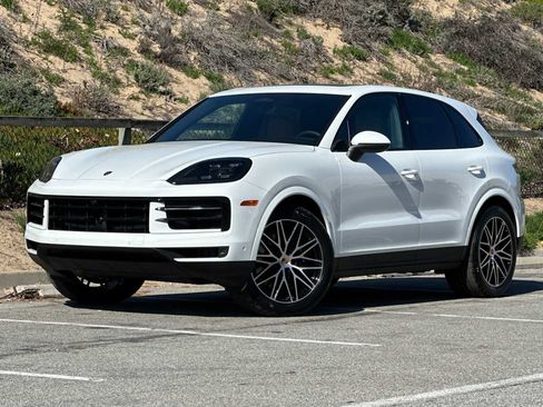 New 2026 Porsche Cayenne image 1