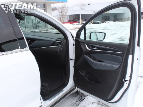 Certified 2023 Buick Enclave Essence w/ Experience Buick Package image 28