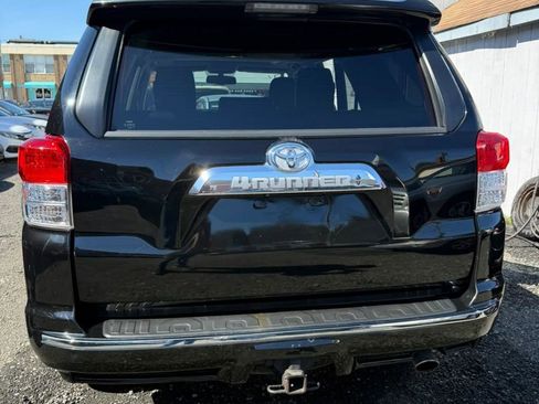 Used 2011 Toyota 4Runner Limited w/ Convenience Pkg image 4