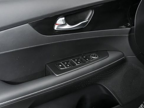 Used 2024 Kia Forte GT-Line image 15