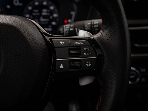 Certified 2025 Acura ADX A-Spec image 31