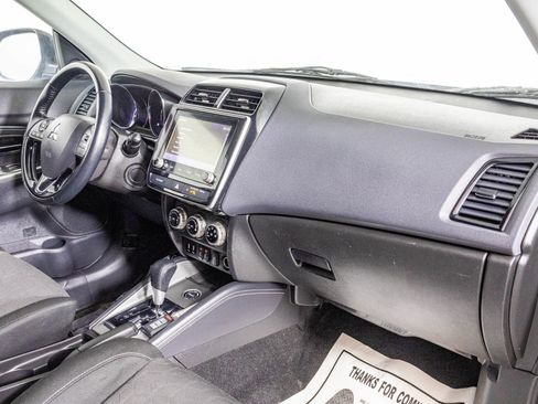 Used 2021 Mitsubishi Outlander Sport SE image 43