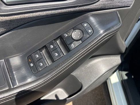 Used 2023 Nissan Rogue SV FWD image 14