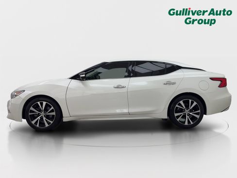 Used 2018 Nissan Maxima Platinum FWD image 3