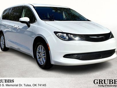 Used 2022 Chrysler Voyager LX