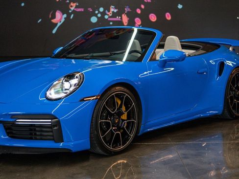 Used 2022 Porsche 911 Turbo S image 2