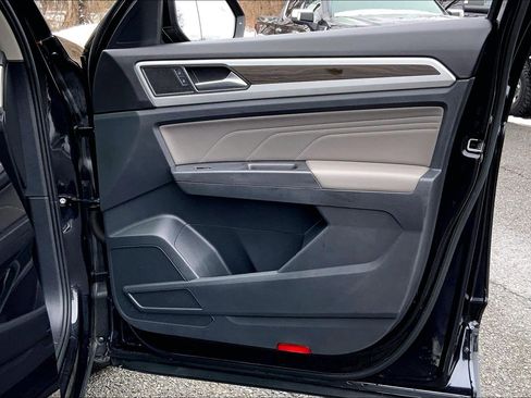 Used 2022 Volkswagen Atlas SE image 21