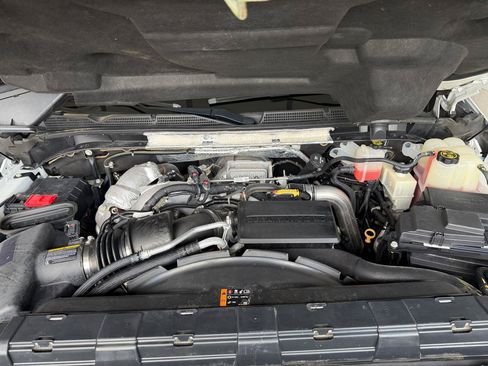 Used 2020 GMC Sierra 2500 Denali AWD/4WD image 18