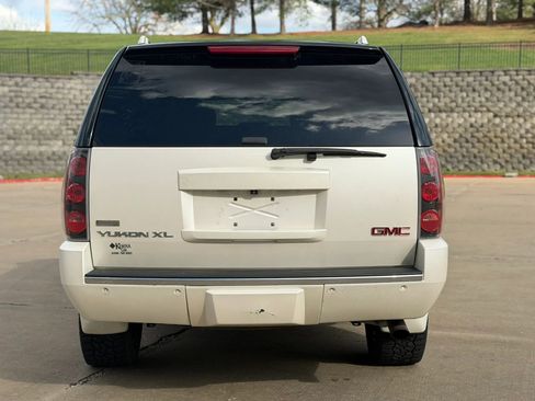Used 2012 GMC Yukon XL Denali image 6