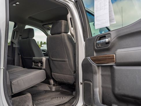 Used 2021 Chevrolet Silverado 1500 LT Trail Boss w/ Convenience Package II image 14