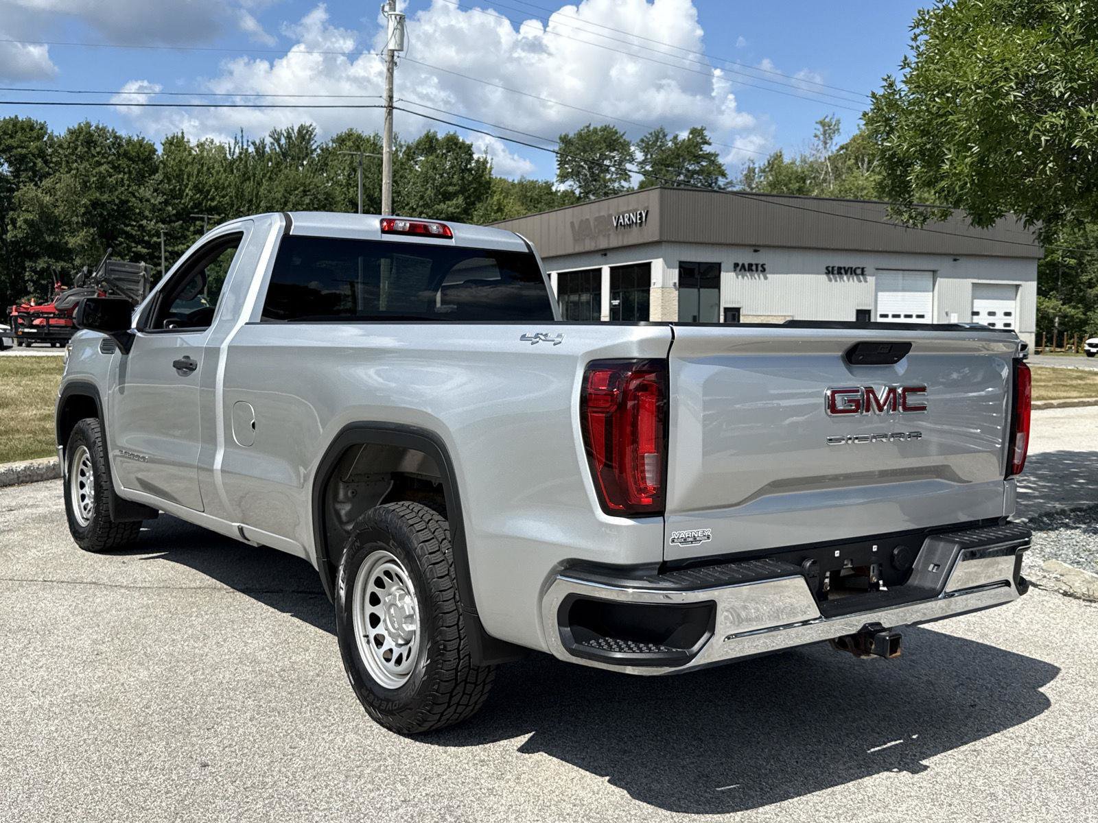 Used 2020 GMC Sierra 1500 4x4 Regular Cab w/ Sierra Value Package image 6