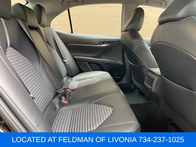 Used 2022 Toyota Camry SE FWD image 25