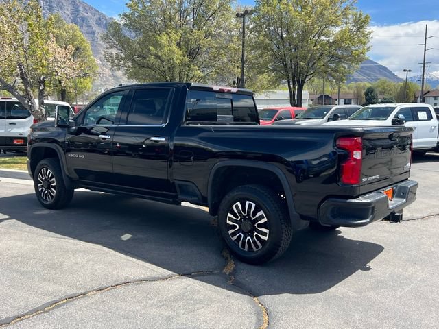 Used 2020 Chevrolet Silverado 2500 High Country w/ Technology Package AWD/4WD image 11