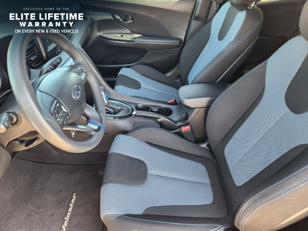 Used 2020 Hyundai Veloster 2.0 FWD image 12