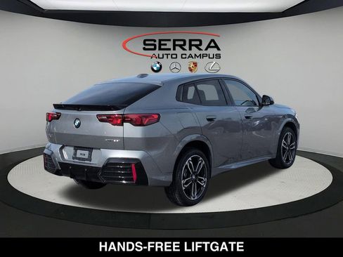 New 2026 BMW X2 xDrive28i w/ Technology Package image 3