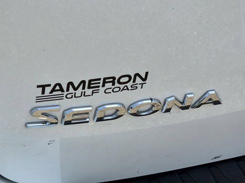 Used 2020 Kia Sedona L FWD image 24