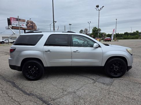 Used 2016 GMC Acadia SLT FWD image 4