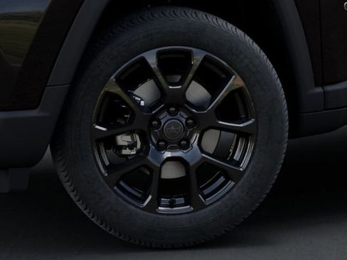 New 2026 Jeep Compass Latitude AWD/4WD image 8