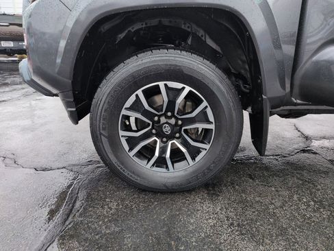 Used 2021 Toyota Tacoma TRD Sport w/ TRD Premium Sport Package image 27