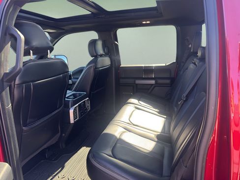 Used 2019 Ford F150 Platinum w/ Equipment Group 701A Luxury image 5