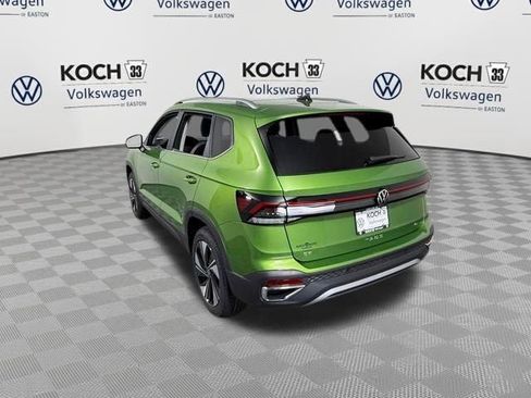 New 2026 Volkswagen Taos SE AWD/4WD image 6