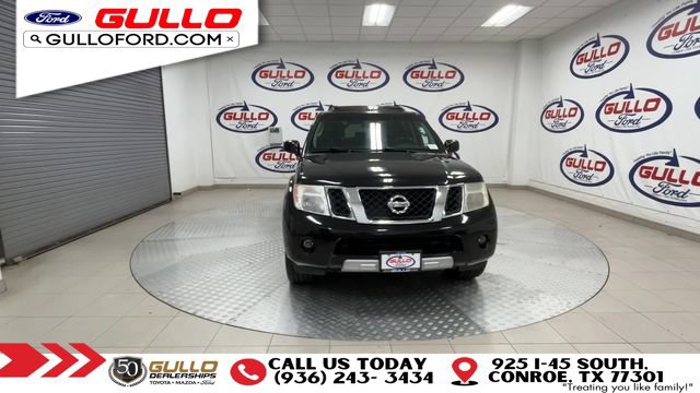 Used 2011 Nissan Pathfinder LE w/ Navigation Pkg AWD/4WD image 3