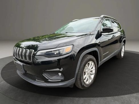 Used 2019 Jeep Cherokee Latitude w/ Popular Appearance Group AWD/4WD image 1