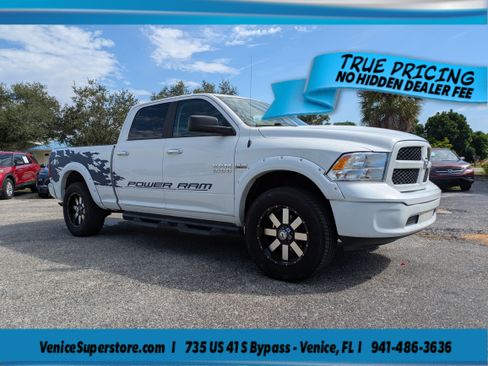 Used 2017 RAM 1500 Classic SLT AWD/4WD image 1