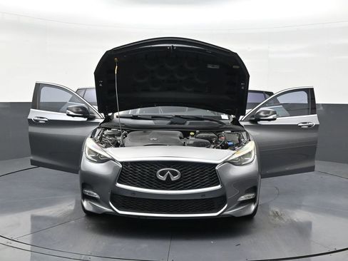 Used 2019 INFINITI QX30 Sport w/ Cargo Package FWD image 34